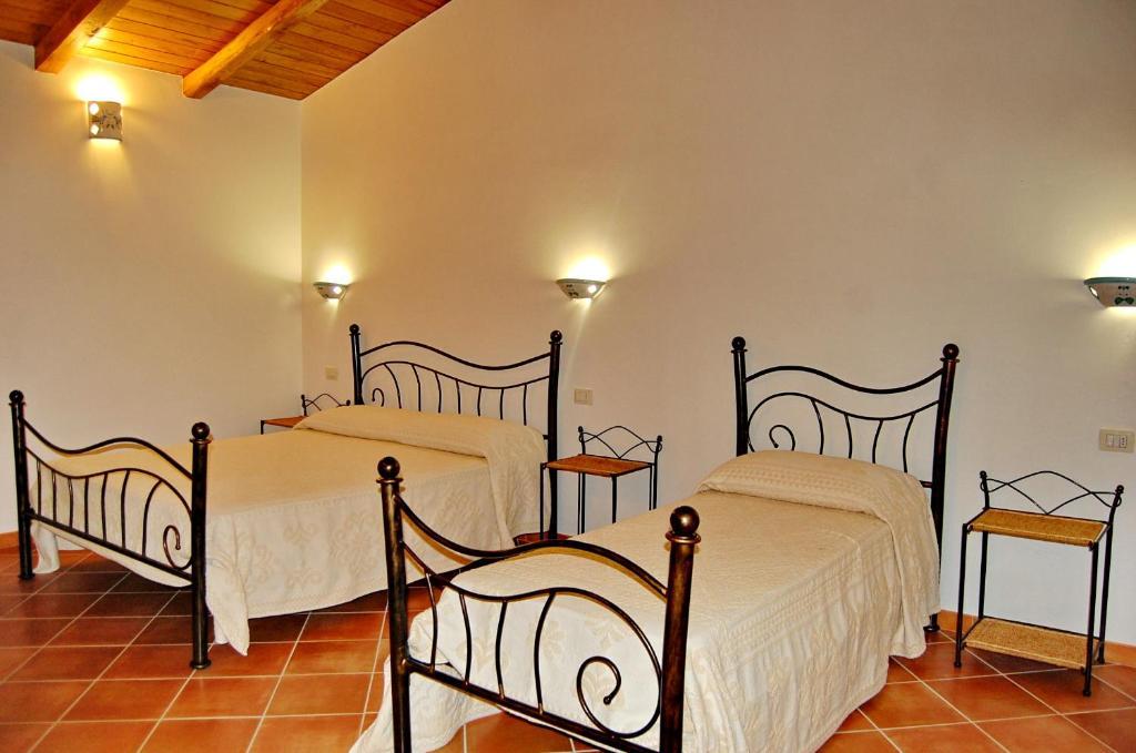 Double Room,12655173:JPEG